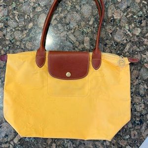 Butter yellow Longchamp Le Pliage Tote